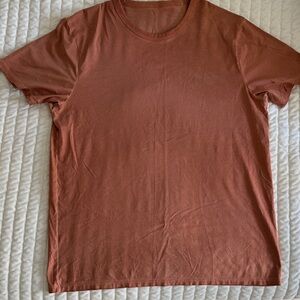 Men's lululemon t shirt